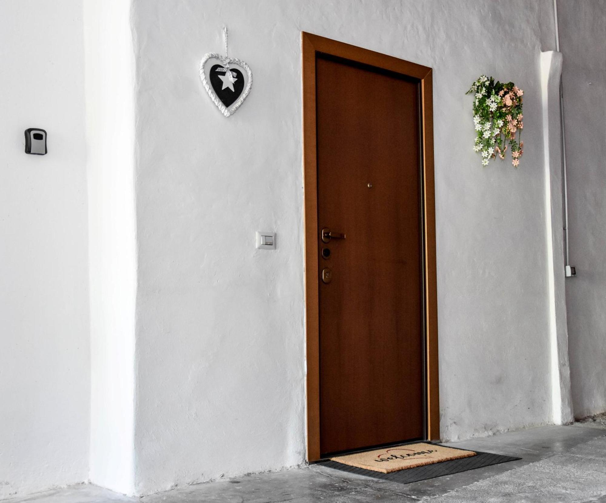 Villa Antonella, App. Vittoria Tavernerio Exteriér fotografie