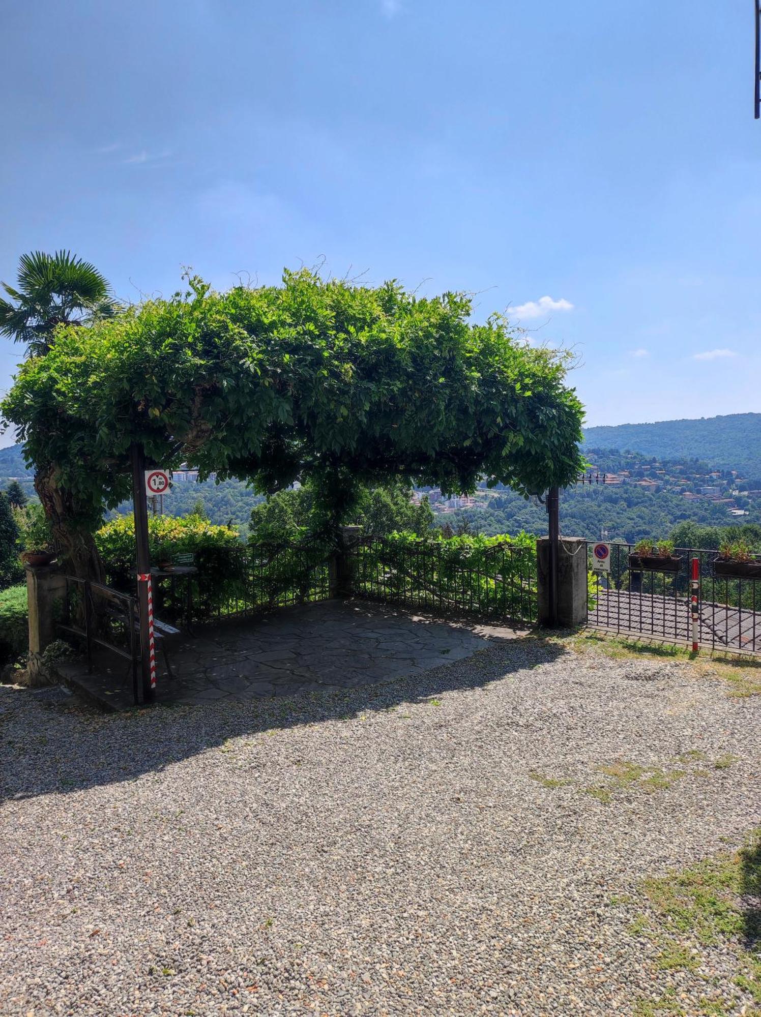 Villa Antonella, App. Vittoria Tavernerio Exteriér fotografie