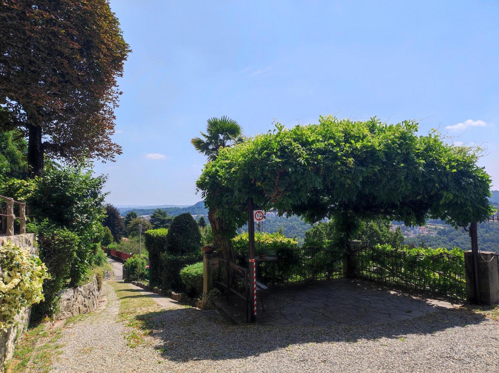 Villa Antonella, App. Vittoria Tavernerio Exteriér fotografie
